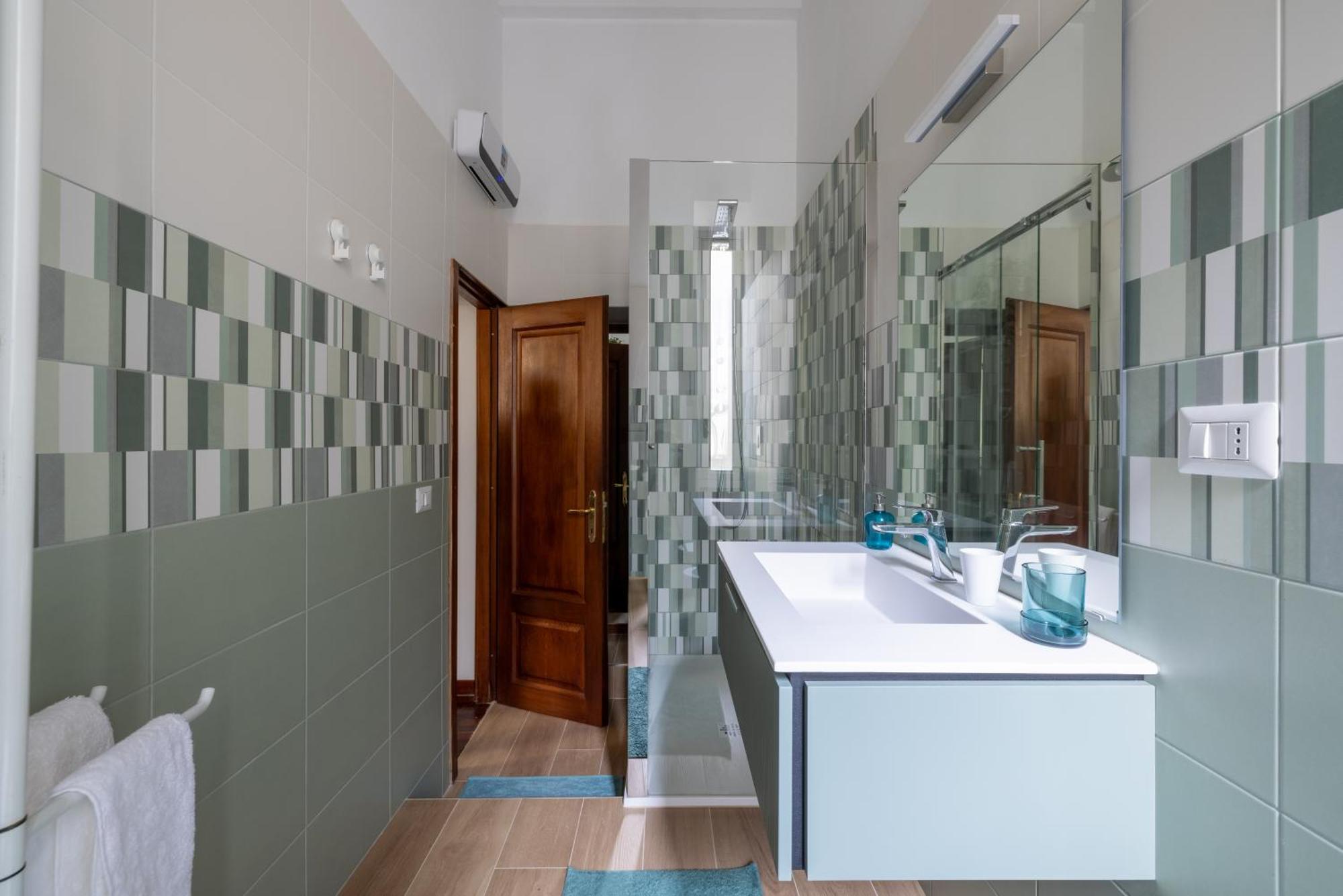Luxury Apartment In The Heart Of Rome - Near Metro A And B Buitenkant foto